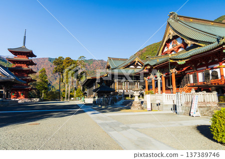 Autumn in Minobu Town, Yamanashi Prefecture - Autumn leaves at Kuonji Temple on Mount Minobu 137389746