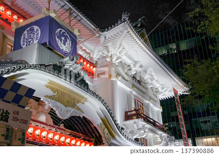 Night view and traditional beauty of Kabukiza Night view and traditional beauty of Kabukiza 137390886