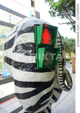 Traffic light stuck in a zebra's butt found in the streets of Taiwan Traffic light stuck in a zebra's butt found in the streets of Taiwan 137390893