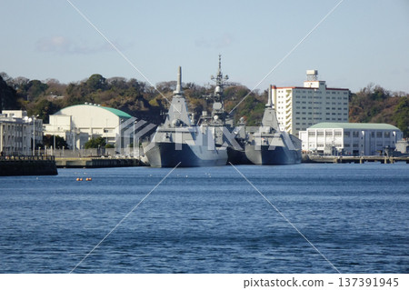 2024年12月31日，神奈川縣橫須賀市橫須賀港，軍港觀光船出發及抵達點 137391945