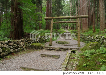 白山平仙寺：三宮神社入口與鳥居 137393418