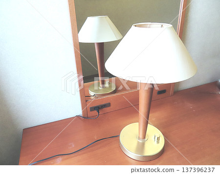 Stand light Stand light 137396237