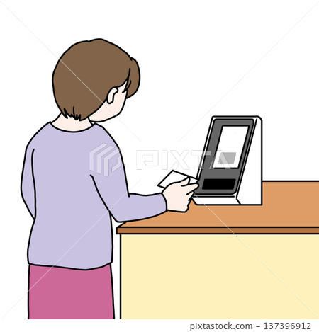 一位女士正在接受她的「我的號碼卡」申請。 137396912