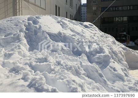 雪蓋 雪蓋 137397690