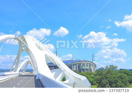 Toyota Ohashi Bridge and Toyota Stadium in Toyota City, Aichi Prefecture Toyota Ohashi Bridge and Toyota Stadium in Toyota City, Aichi Prefecture 137397719