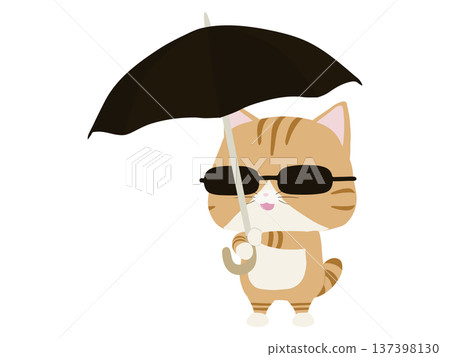 一隻咧嘴笑著的棕色虎斑貓拿著一把陽傘 137398130