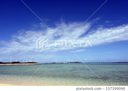 Irabu Bridge seen from Miyakojima Family Beach Irabu Bridge seen from Miyakojima Family Beach 137399098