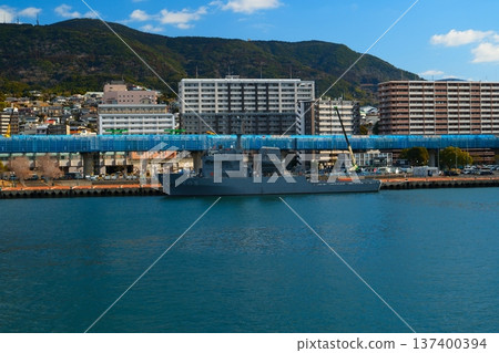 佐世保港的日本海上自衛隊掃雷艦 佐世保港的日本海上自衛隊掃雷艦 137400394