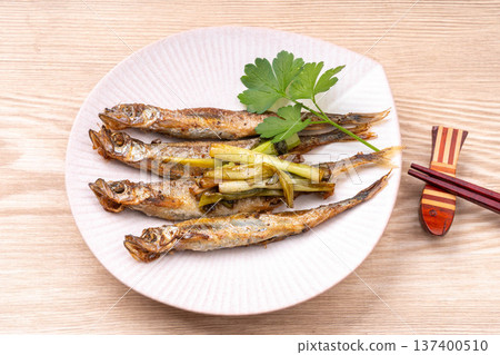 奶油醬油烤柳葉魚 137400510