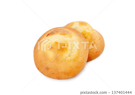 Sweet and delicious sweet bread [white background, cutout] 137401444