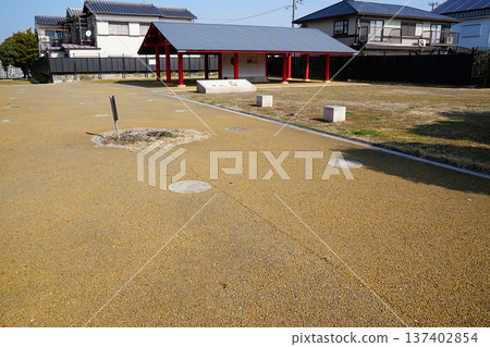 Nagaoka Palace, Muko City, Kyoto: The remains of the Daigokuden corridor and the gazebo built on the remains of the corridor (Early Spring) Nagaoka Palace, Muko City, Kyoto: The remains of the Daigokuden corridor and the gazebo built on the remains of the corridor (Early Spring) 137402854