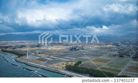 As spring approaches, offshore wind turbines and other facilities along the Toyama Bay coast 137403237
