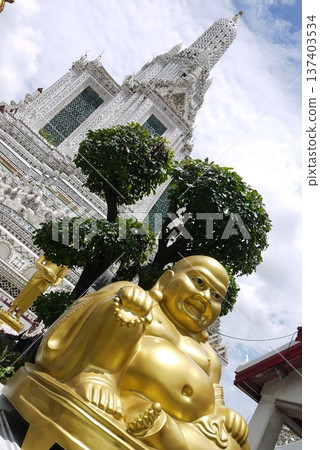 Big Buddha Pagoda at Wat Arun, Bangkok Big Buddha Pagoda at Wat Arun, Bangkok 137403534