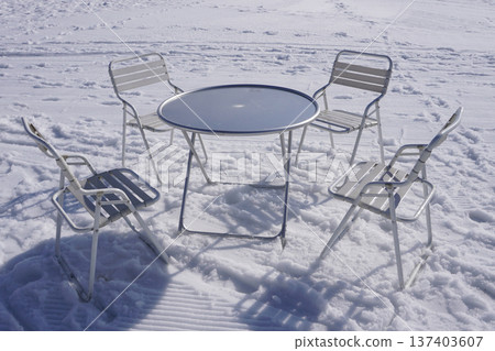 雪地休息區 01 雪地休息區 01 137403607