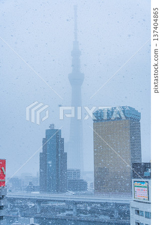 Japan, Tokyo, Asakusa, snow scene and Skytree Japan, Tokyo, Asakusa, snow scene and Skytree 137404865