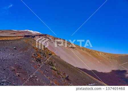 (Shizuoka Prefecture) Mount Fuji's first snowfall: View of the summit from the Hoei Crater (Shizuoka Prefecture) Mount Fuji's first snowfall: View of the summit from the Hoei Crater 137405468