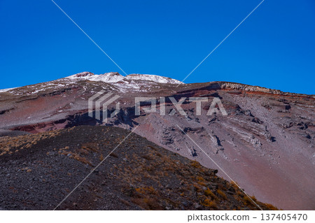 (Shizuoka Prefecture) Mount Fuji's first snowfall: View of the summit from the Hoei Crater (Shizuoka Prefecture) Mount Fuji's first snowfall: View of the summit from the Hoei Crater 137405470