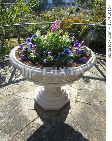 flower vase flower vase 137410157