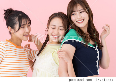 Girly young woman 137412255