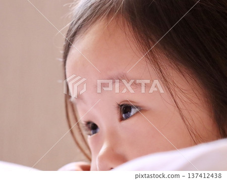A close-up of a 3-year-old girl's profile, staring intently at something. Japanese child portraits | Childcare, education, and parenting resources A close-up of a 3-year-old girl's profile, staring intently at something. Japanese child portraits | Childcare, education, and parenting resources 137412438