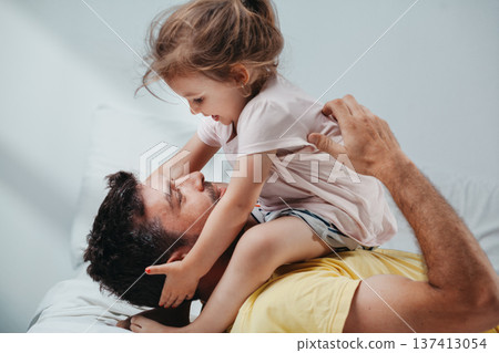 Father and daughter spending quality time 137413054