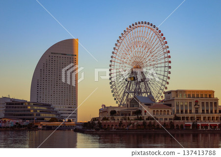 Minato Mirai dyed in the setting sun Minato Mirai dyed in the setting sun 137413788