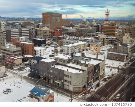 2026年1月31日,日本釧路,冬季白雪皚皚的釧路市中心鳥瞰圖 2026年1月31日,日本釧路,冬季白雪皚皚的釧路市中心鳥瞰圖 137415780