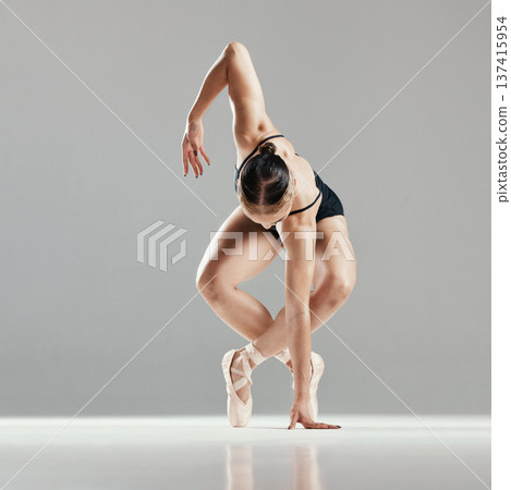 Fitness, ballerina or woman in studio on mockup space for wellness, balance or creative performance. Art, dancer or girl ballet dancing or training to exercise or practice routine on white background Fitness, ballerina or woman in studio on mockup space for wellness, balance or creative performance. Art, dancer or girl ballet dancing or training to exercise or practice routine on white background 137415954