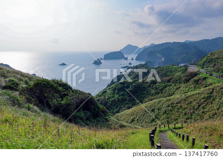 The sparkling Pacific Ocean overlooked from Yuusuge Park in Minamiizu 137417760