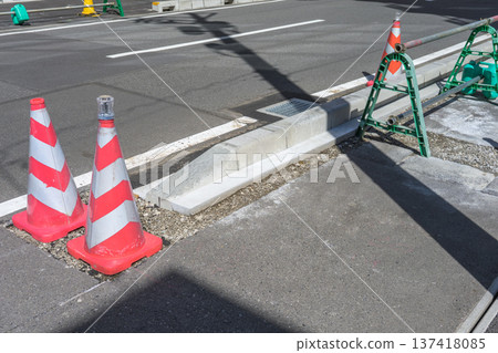 道路路緣石安裝工程 道路路緣石安裝工程 137418085