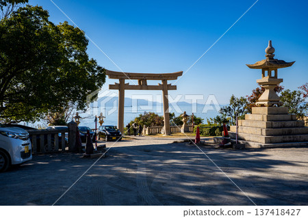 View of the torii gate of Iwatohime Shrine (Ako City) View of the torii gate of Iwatohime Shrine (Ako City) 137418427