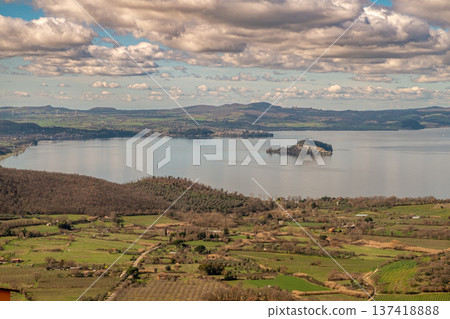 Tranquil Lake View Tranquil Lake View 137418888