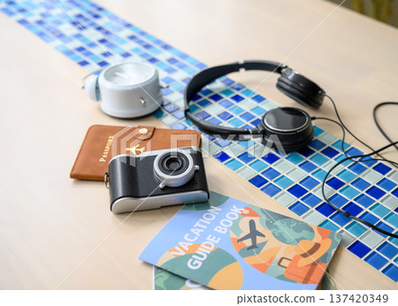 旅行準備物品合影 137420349