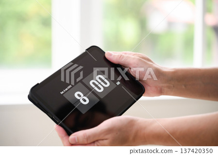 手持電子鐘 137420350