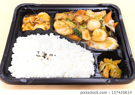 Delicious Chinese bento, Eight Treasures bento 137420614
