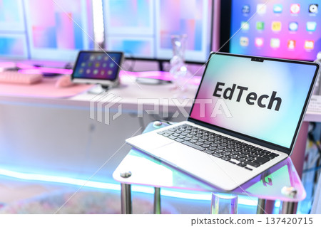 筆記型電腦和教育科技 筆記型電腦和教育科技 137420715