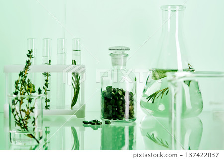 Herbal extracts and organic supplements in laboratory setting Herbal extracts and organic supplements in laboratory setting 137422037