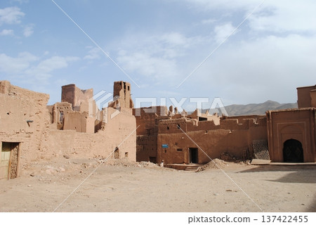 abandoned village on the Handour river valley ruins among the valleys of the Moroccan Atlas 137422455