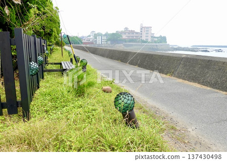 Ise-Shima Bottle Ball Road: A row of bottle balls along the coastal promenade in Hamajimacho, Shima City, Mie Prefecture Ise-Shima Bottle Ball Road: A row of bottle balls along the coastal promenade in Hamajimacho, Shima City, Mie Prefecture 137430498