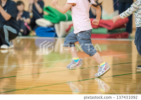 [幼兒園運動會障礙賽] 137431092