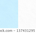 日式紙張漸層背景，由白色過渡到淺藍色 | 清新的日式紙張紋理素材 137431295