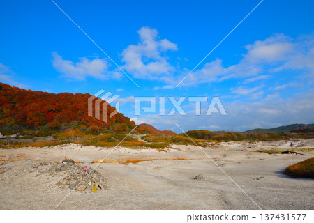 Mount Osore in late autumn (Mutsu City, Aomori Prefecture) Mount Osore in late autumn (Mutsu City, Aomori Prefecture) 137431577