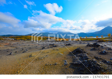 Mount Osore in late autumn (Mutsu City, Aomori Prefecture) 137431701