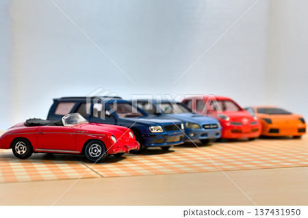 著名汽車模型 137431950