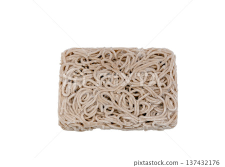Convenient frozen food, frozen soba noodles [white background, cutout] 137432176