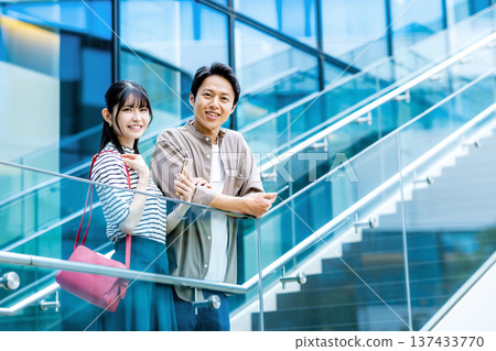 一對夫婦到目前為止 137433770