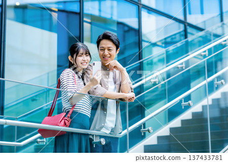 一對夫婦到目前為止 一對夫婦到目前為止 137433781