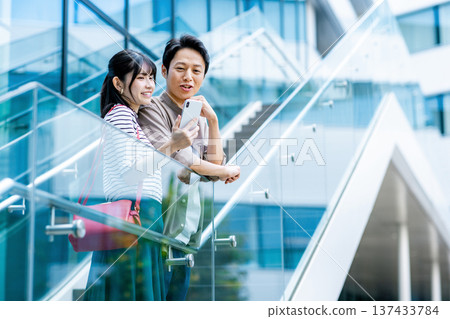 一對夫婦到目前為止 137433784