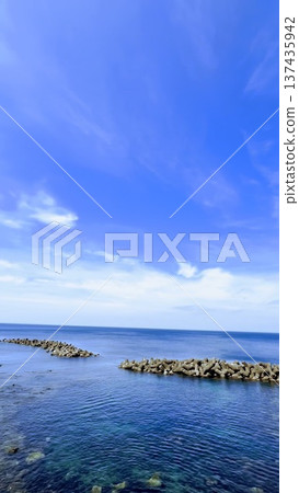 Sea	 137435942