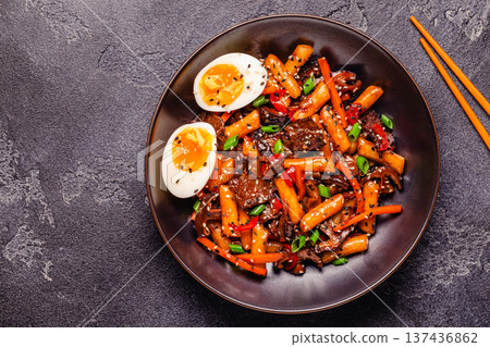 Tteokbokki ,Spicy Stir fried Rice Cake. Tteokbokki ,Spicy Stir fried Rice Cake. 137436862